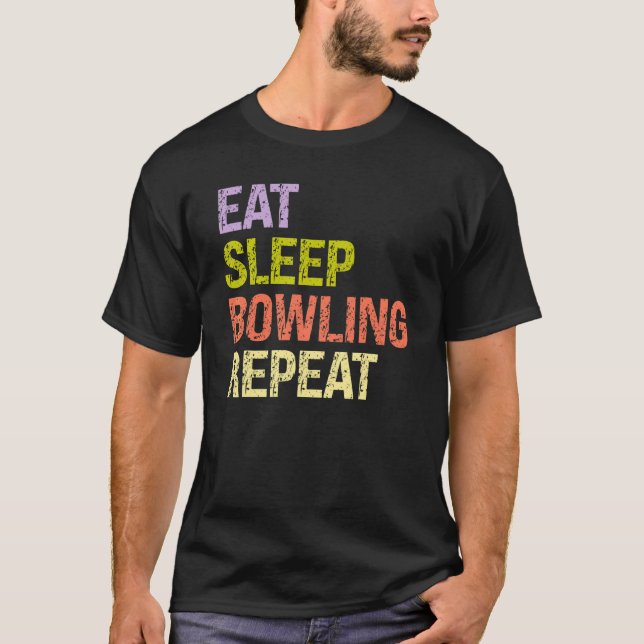 T-shirt Eat Sleep Bowling Bowling Bowling Bowling Coach (Devant)