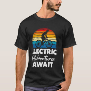 T-shirt EBike AVENTURES ÉLECTRIQUES ATTENDRE E-Bike Funny 
