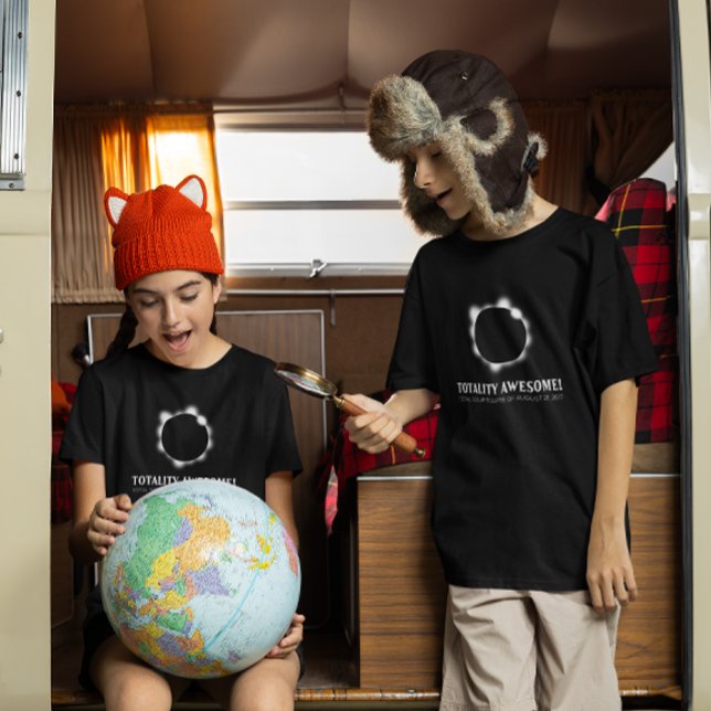 T-shirt Éclipse Solaire Totale Magnifique (Créateur téléchargé)