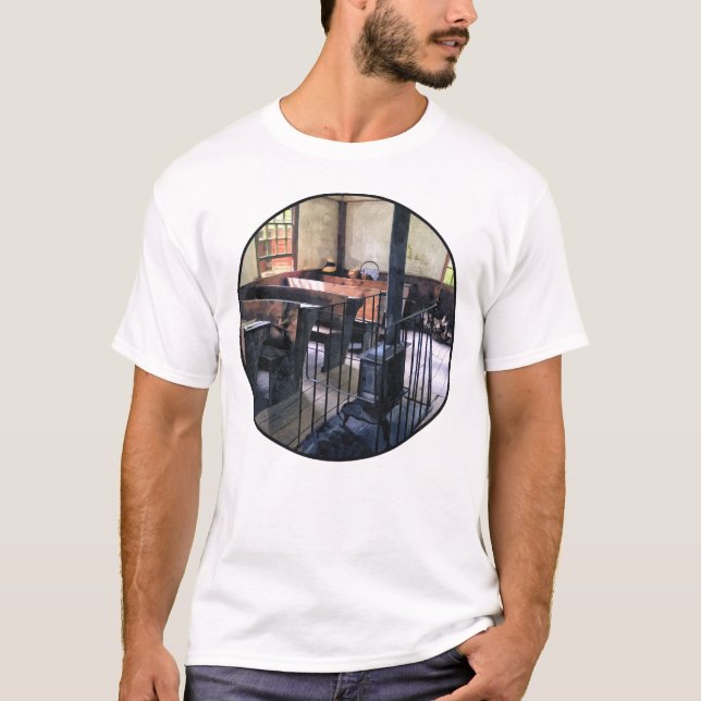 T-shirt École à salle unique avec poêle (Devant)