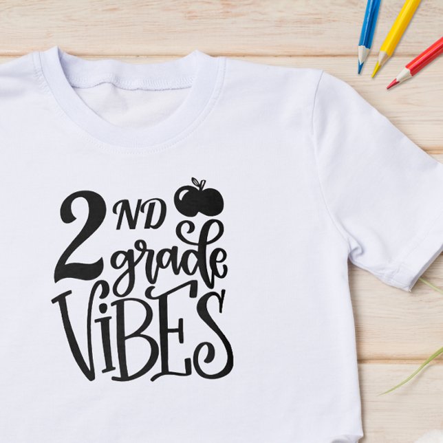T-shirt École Vibes de deuxième année (Start the school year off with some fun with this cute back to school shirt.)