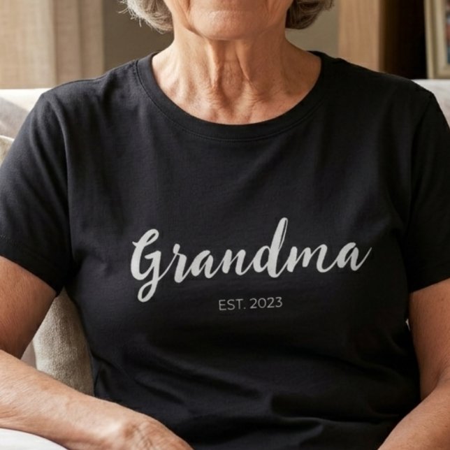 T-shirt Écriture blanche grand-mère établie noire (Créateur téléchargé)