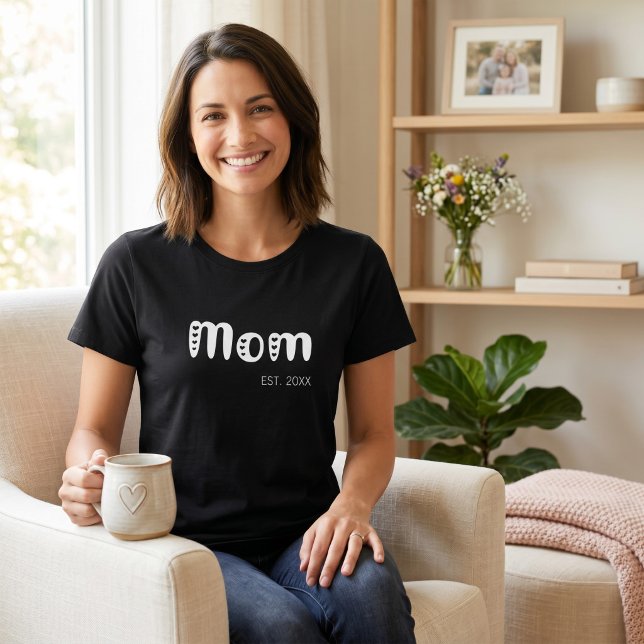 T-shirt Écriture blanche Maman établie Cœurs mignons (Créateur téléchargé)