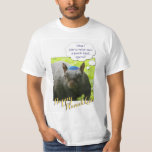 T-shirt Écureuil noir juif Hilarié portant Yarmulke<br><div class="desc">Avons-nous mentionné que Père Noël Squirrel a une Cousin juive ? Mmhmm Voici Hanoukka Squirrel et il pense qu'il est assez hilarant. Il veut savoir ce que vous regardez — vous n'avez jamais vu d'écureuil noir juif ? Il pense qu'il est assez évident qu'il porte le gène du sous-groupe de...</div>