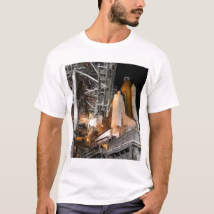 T-shirt Effort de navette spatiale sur la plate-forme de