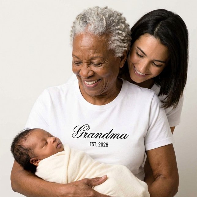T-shirt Elegant Grandma Established Script Design (Elegant Grandma Established Script Design T-Shirt)