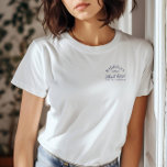 T-shirt Elégante Bachelorette Club Bach Blanc<br><div class="desc">Confortable, classique et sans effort cool, ce sweatshirt blanc présente une crête "Bach Club" raffinée, parfaite pour un week-end de bachelorette à thème country club. Idéal pour les jours de voyage, les bains de soleil au bord de la piscine ou les matinées de détente avec des mimosas. Entièrement modifiable :...</div>