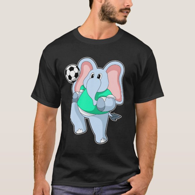 T-shirt Elephant comme joueur de football avec Soccer.PNG (Devant)
