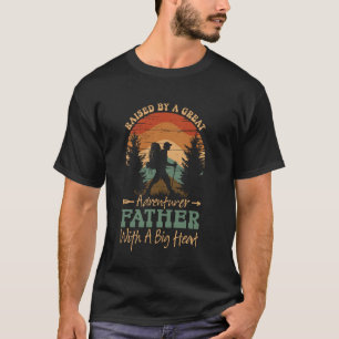 T-shirt Élevé par un grand père aventurier avec une grosse