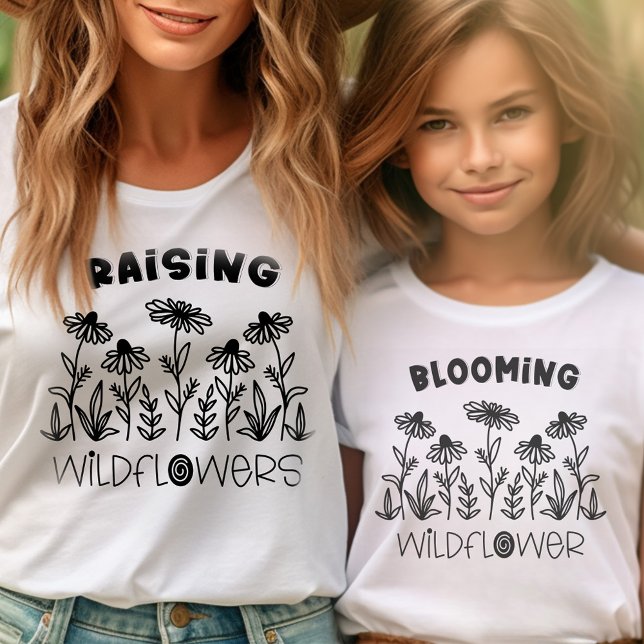 T-shirt Élever Fleur sauvage noir blanc Matching maman Me (Mommy and Me tees with black and white wildflower design .. mom and kid shirts sold separately)
