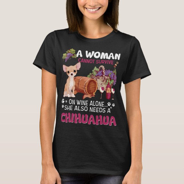 T-shirt Elle a aussi besoin de chihuahua (Devant)