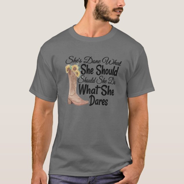 T-shirt Elle a fait ce qu'elle devrait faire (Devant)