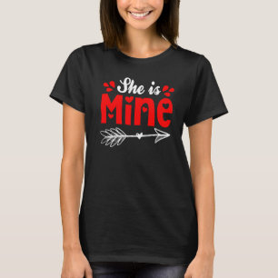 T-shirt Elle est à la mienne jumelé Valentine's Day pour S