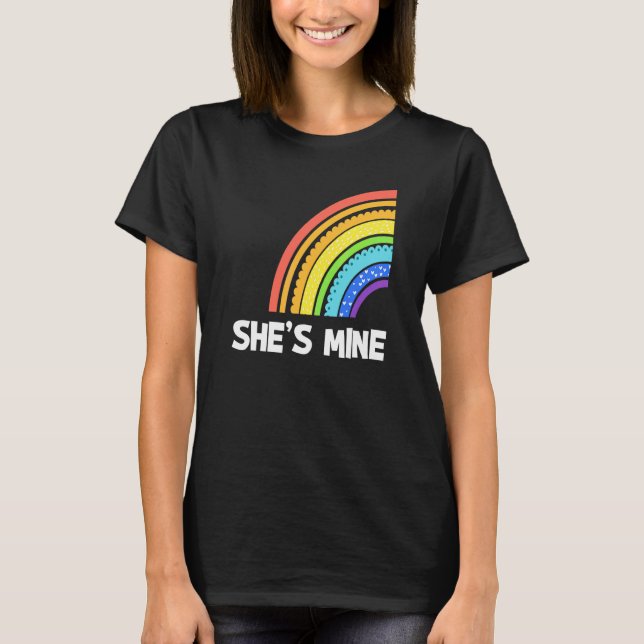 T-shirt Elle est à moi Lgbt Lesbian Matching Couples Rainb (Devant)