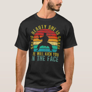 T-shirt Elle est beauté Elle est grâce Elle va vous frappe