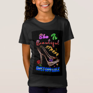 T-Shirt Elle est belle, forte et imparable