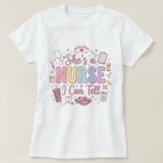 T-shirt Elle est infirmière, je peux le dire PNG, Chemise