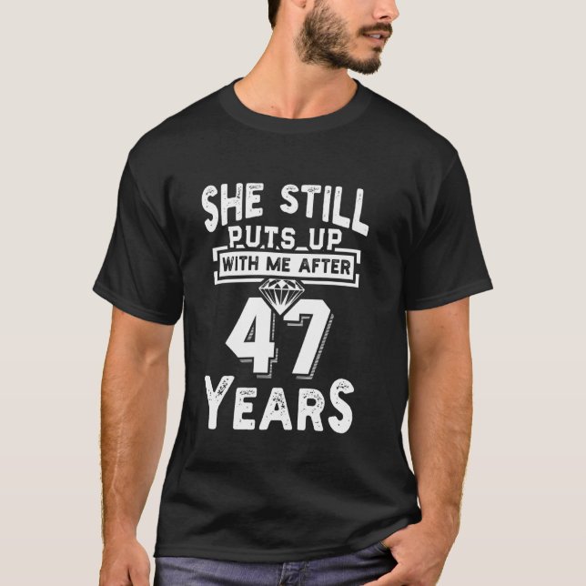 T-shirt Elle M'Accompagne Encore Après 47 Ans De Mariage A (Devant)