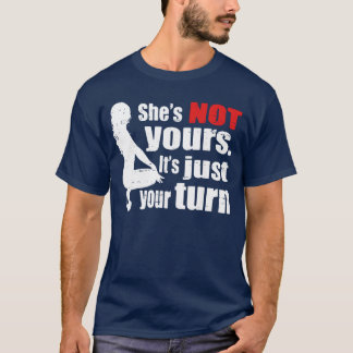 T-shirt Elle n'est pas à vous C'est juste votre famille ré