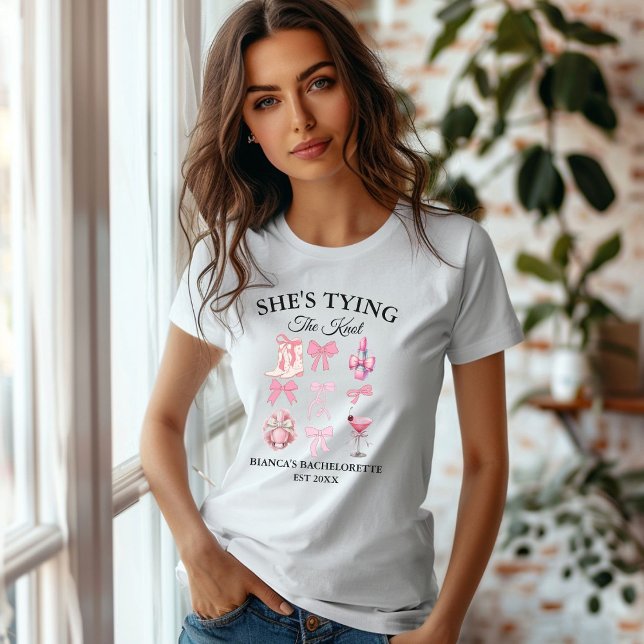 T-shirt Elle noue l'arc rose Bachelorette C (Créateur téléchargé)