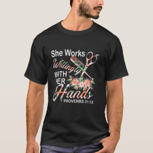 T-shirt Elle Travaille Avec Volonté Avec Ses Mains 31 13 H