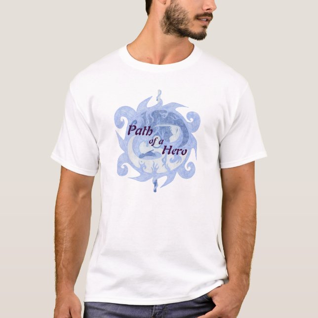 T-shirt Emblème "Chemin d'un héros" (avec titre) (Devant)
