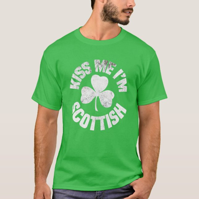 T-shirt Embrasse-moi Je suis écossais Jour de la Saint Pat (Devant)