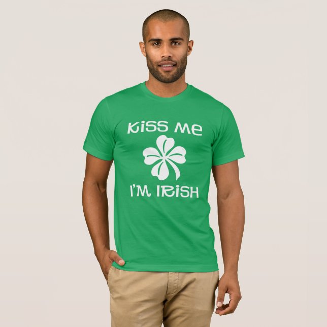 T-shirt Embrassez-moi. Je suis irlandais (Devant entier)