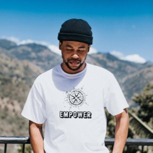 T-shirt EMPOWER conception de texte 3D
