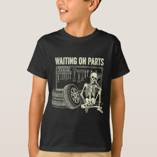 T-shirt En attente de pièces squelette réparation de voitu