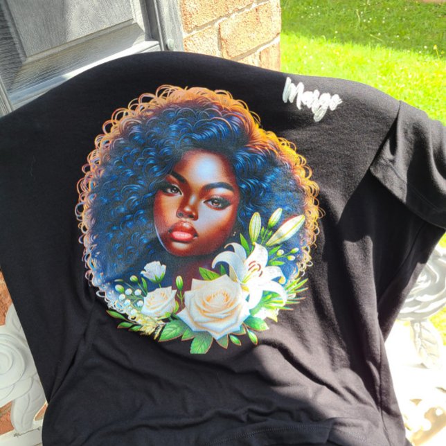 T-shirt En Tri-matière African-American Beauty Enjoying Her Flowers (Créateur téléchargé)