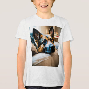 T-shirt En Tri-matière Berger Allemand paisible dormant à l'intérieur – C