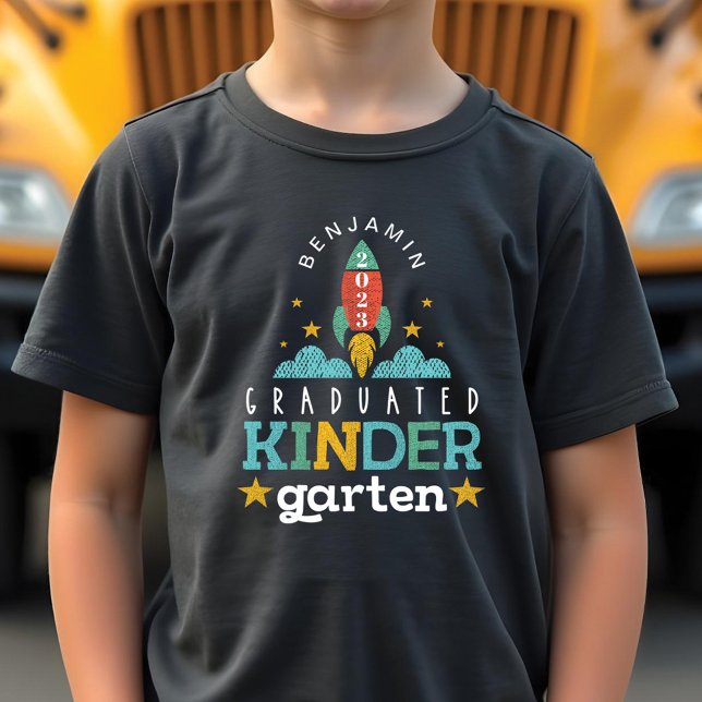 T-shirt En Tri-matière Blast Off Graduated Kindergarten 2022 Rocket Ship (Blast Off Graduated Kindergarten 2023 Rocket Ship Tri-Blend Shirt)