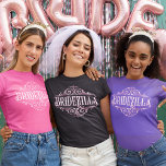 T-shirt En Tri-matière Bridezilla Fête des mariées Bachelorette<br><div class="desc">Grand cadeau pour les servantes d'honneur à donner à la mariée pour la Fête des mariées,  la Bachelorette ou la fête de mariage. La couleur Texte et la couleur Plan Texte sont toutes deux personnalisables.</div>
