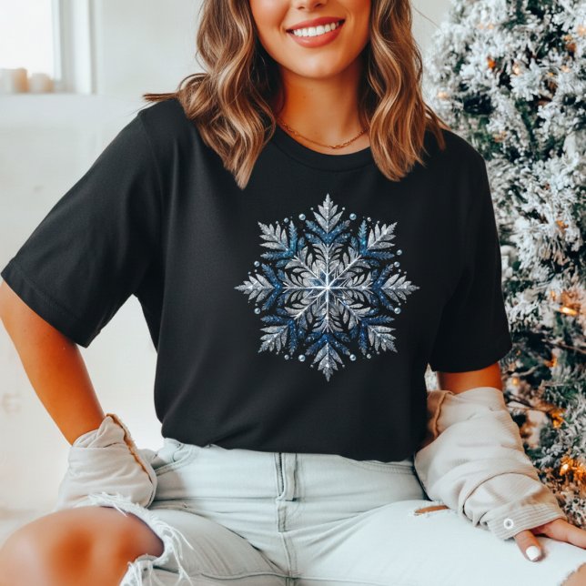 T-shirt En Tri-matière Elegant Glitter Snowflake Christmas  (Elegant blue & silver snowflake Christmas shirt, festive sparkle look (not real glitter).)