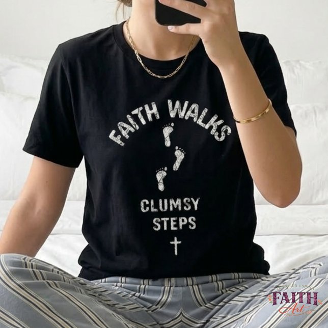 T-shirt En Tri-matière Faith Walks, Clumsy Steps – Funny Christian Footpr (Créateur téléchargé)