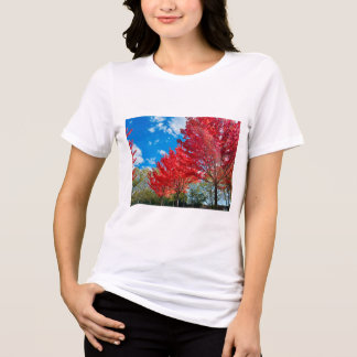 T-shirt En Tri-matière Feuilles D'Arbre Rouge Lumineux En Automne