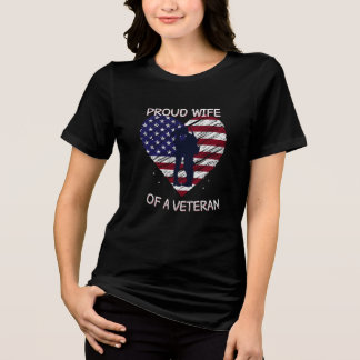 T-shirt En Tri-matière Fière épouse d'un ancien combattant