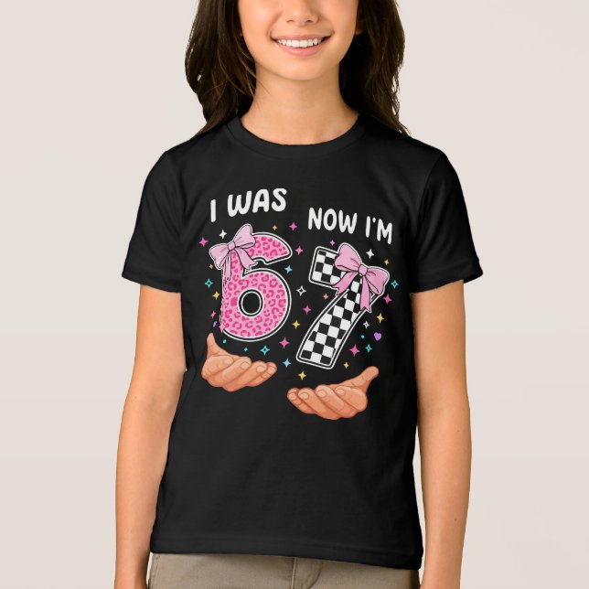 T-shirt En Tri-matière J'avais 6 ans maintenant j'ai 7 ans jolis chiffres (Recto)