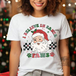 T-shirt En Tri-matière Je Crois En Père Noël Paws Retro Amoureux des chie<br><div class="desc">I Believe In Père Noël Paws Retro Christmas Amoureux des chiens Festive Holiday Tri-Blend Shirt présente le texte "I Believe In Père Noël Paws" dans la typographie de script moderne entourant une Père Noël joyeuse retro sur un arrière - plan en damier noir et blanc, agrémenté d'empreintes de pattes. Parfait...</div>
