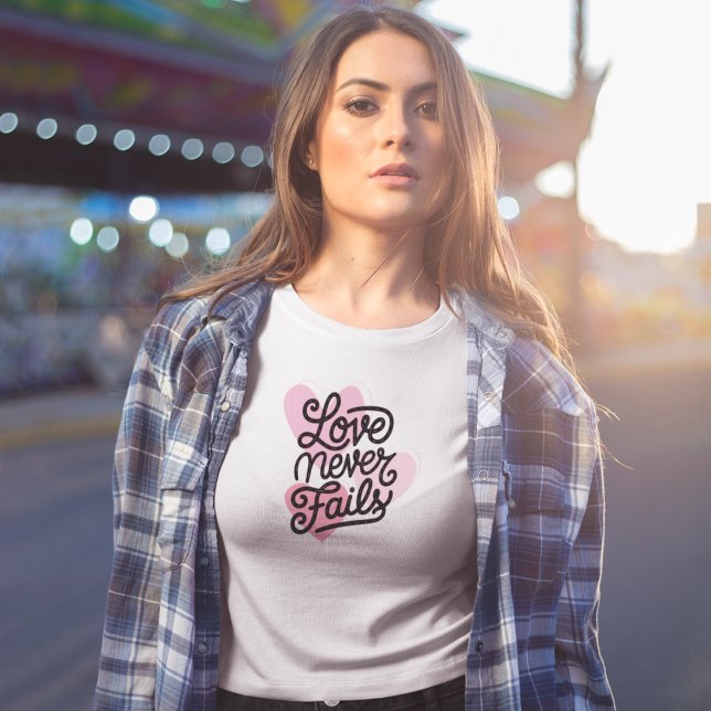 T-shirt En Tri-matière L'amour n'échoue jamais Coeurs valentins chrétiens (Créateur téléchargé)