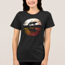 Loup solitaire sous la Pleine lune