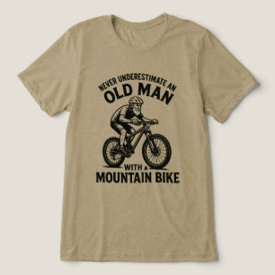 T-shirt En Tri-matière Ne jamais sous-estimer un vieil homme avec un vélo