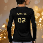 T-shirt En Tri-matière Nom du joueur Jersey Nombre femmes noir long manch<br><div class="desc">Créez votre propre personnalisation, personnalisée, cool stylisée faux or typographie / police / script, monogrammed nom de joueur jersey couleur noire, col de l'équipe classique, confortable, pré-rétréci tri-mélange, peigné supérieur et anneau-filé en coton jersey, unisex femmes femme chemise à manches longues. Entrez simplement votre nom / nom du joueur et...</div>