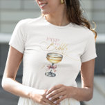 T-shirt En Tri-matière Pop the Bubbly Champagne Pink Bow<br><div class="desc">Célébrez en style avec notre T-shirt "Pop the Bubbly" Champagne Bow Rose ! Doté d'une illustration vintage en verre de champagne et d'un élégant détail d'arc rose,  ce chemise respire le raffinement avec une touche festive et amusante.</div>