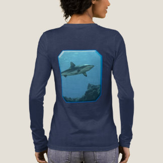 T-shirt En Tri-matière Requin de récif gris sur un récif corallien de l'î