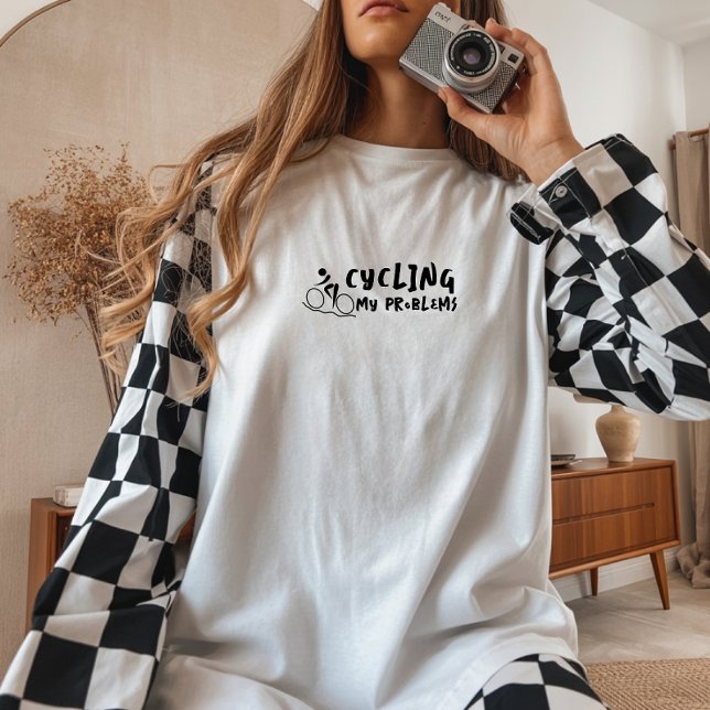 T-shirt En Tri-matière Retro bike Girl Irony black (T-shirt - a cool vintage bike design and the fun saying "Ride First, Regret Later".)