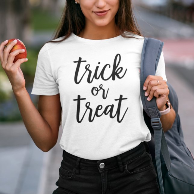T-shirt En Tri-matière Trick ou traiter noir Script moderne Halloween (Créateur téléchargé)