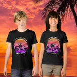 T-shirt En Tri-matière Tropical Beach Trip Custom Palm Tree Kids<br><div class="desc">Cool jumelant des t-shirts tricolores pour enfants de vacances en famille pour une croisière sur l'île. Doté de beaux palmiers face à un joli coucher de soleil de plage rose. Des tee - shirts sur mesure pour votre séjour d'été à la mer.</div>
