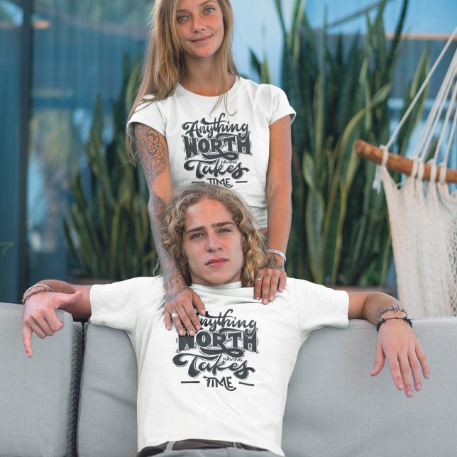 T-shirt En Tri-matière Typographie intemporelle : Un T-shirt rétro (Créateur téléchargé)